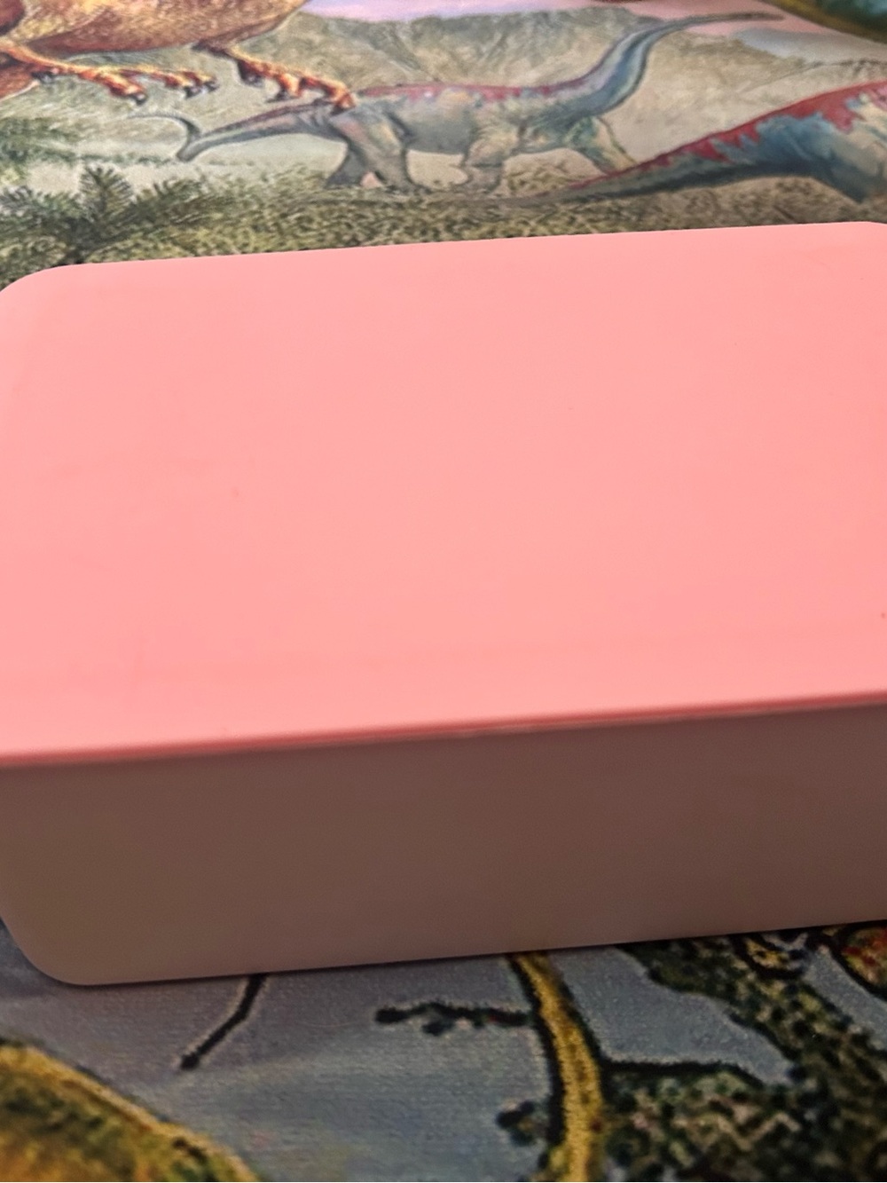 Wipe dispenser